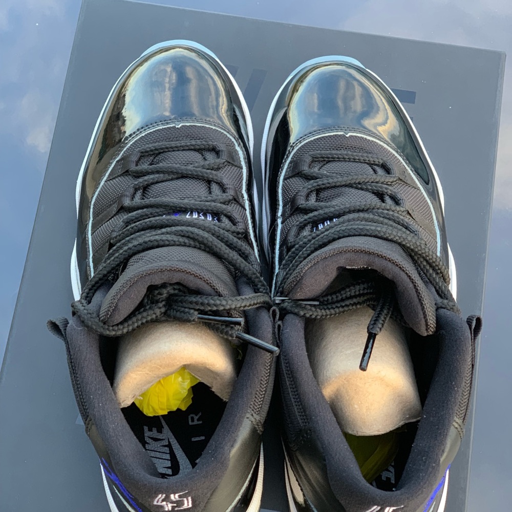 Jordan 11 spacejam - Picture 3 of 6